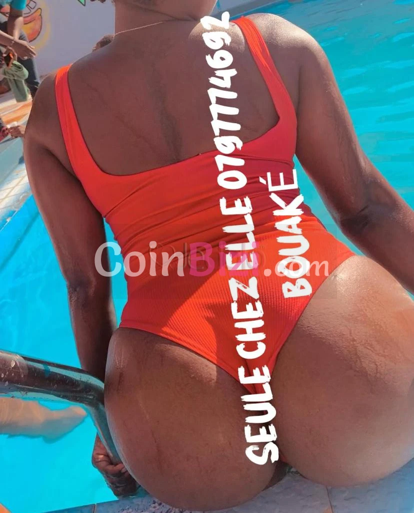 Femme de 22ans Réçoit/Se déplace pour Rencontres - Escortes Rencontre occasionnelle à Bouaké