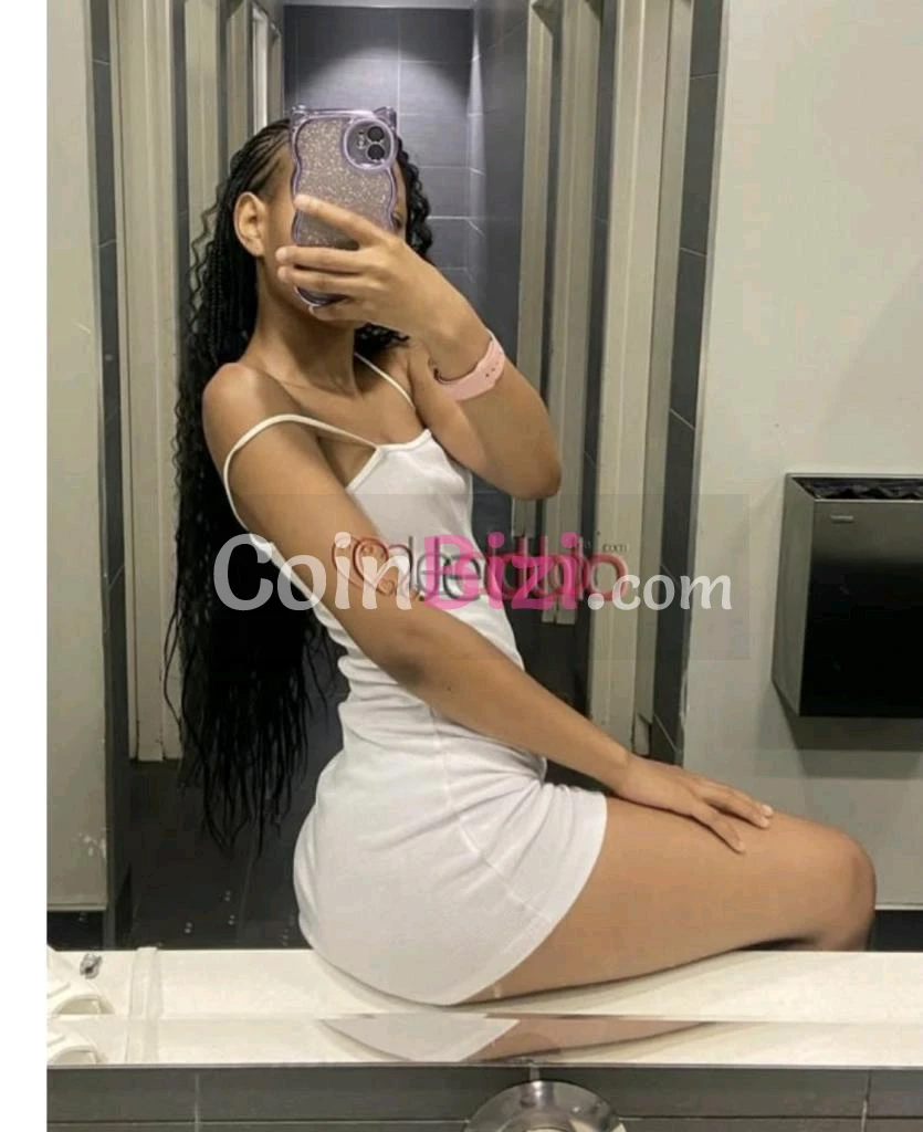 Femme de 18ans Réçoit/Se déplace pour Rencontres - Escortes Rencontre occasionnelle à Bouaké