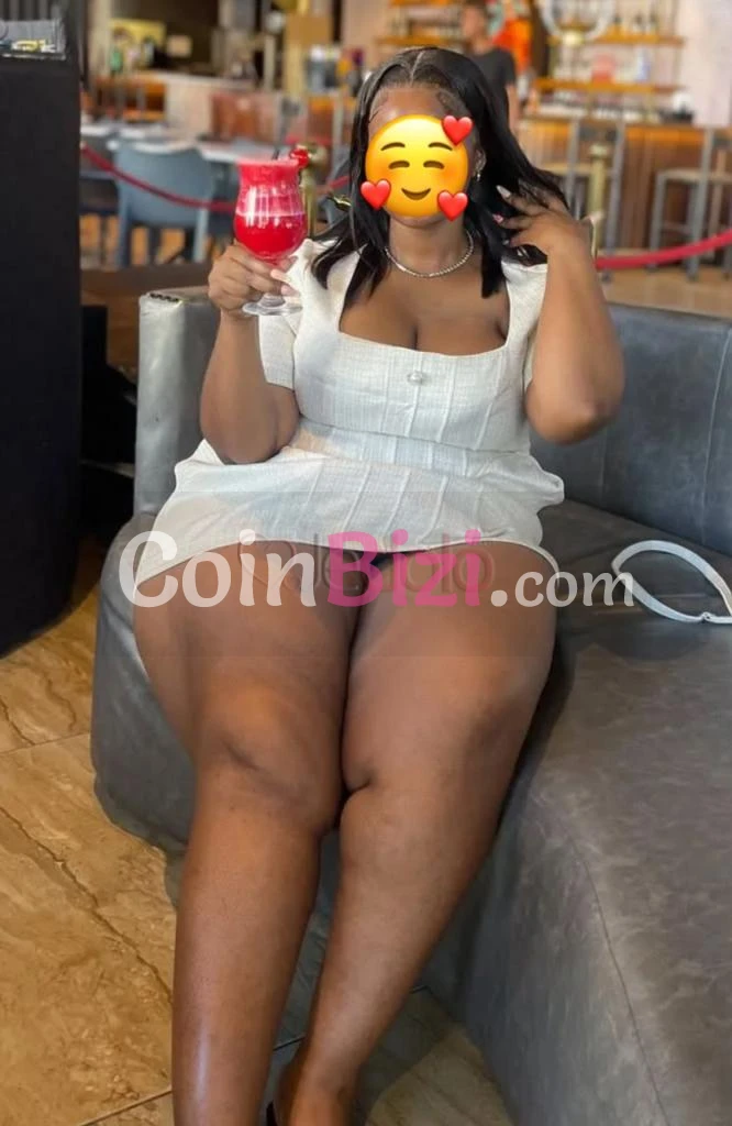 Femme de 32ans Réçoit/Se déplace pour Rencontres - Escortes Rencontre occasionnelle à Abidjan