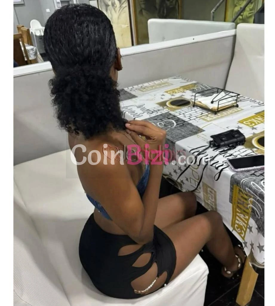 Femme de 18ans Réçoit/Se déplace pour Rencontres - Escortes Rencontre occasionnelle à Abidjan, Koumassi